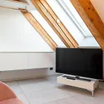 Artist House