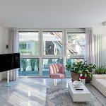Artist House
