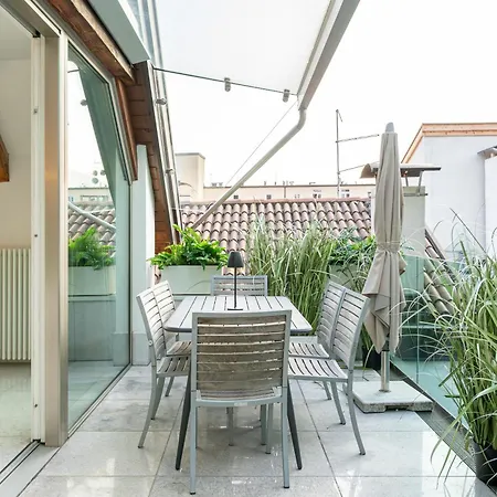 Artist House アパート *