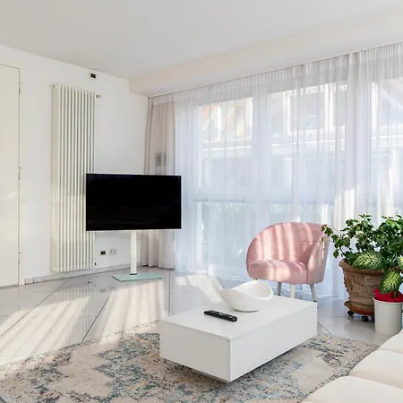 Artist House アパート *