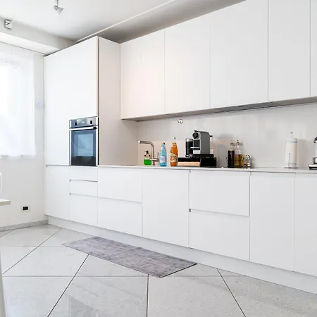 Artist House Apartment *