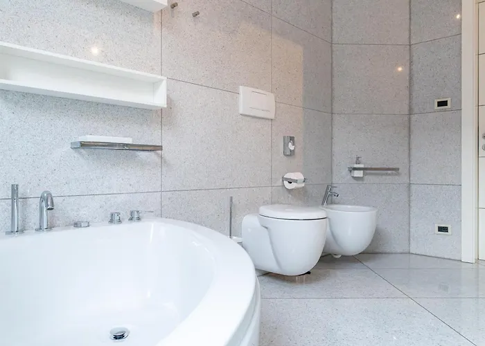 Apartment Artist House Merano