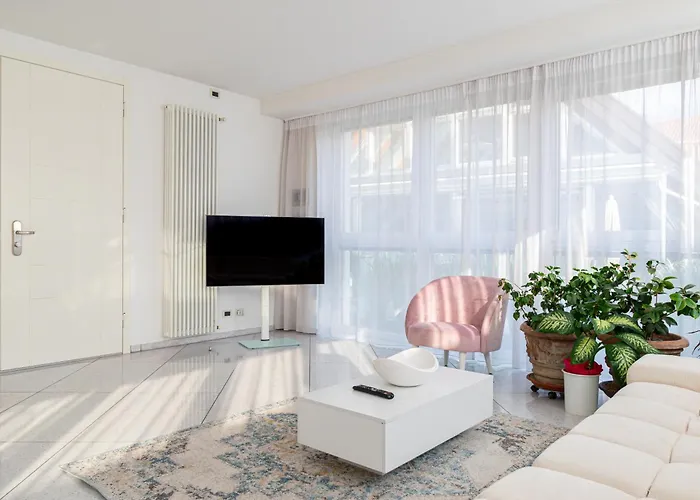 Artist House Apartament *